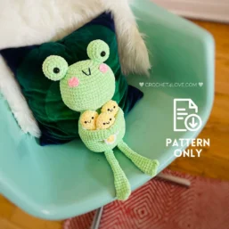 PDF Pattern - Crochet mommy frog